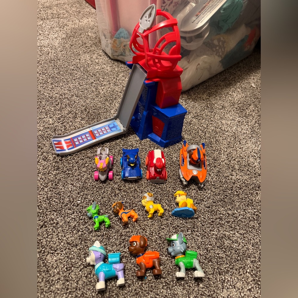 Paw Patrol Vehicle & Pup Rescue Playset - Red Blue Orange Green Pink Yellow